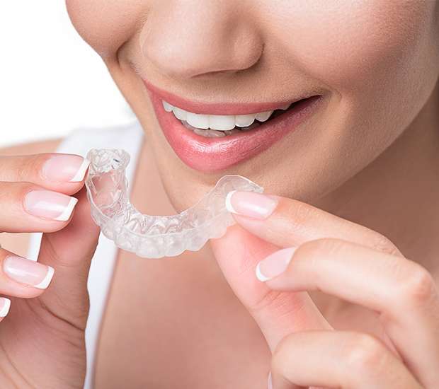 Lutz Clear Aligners